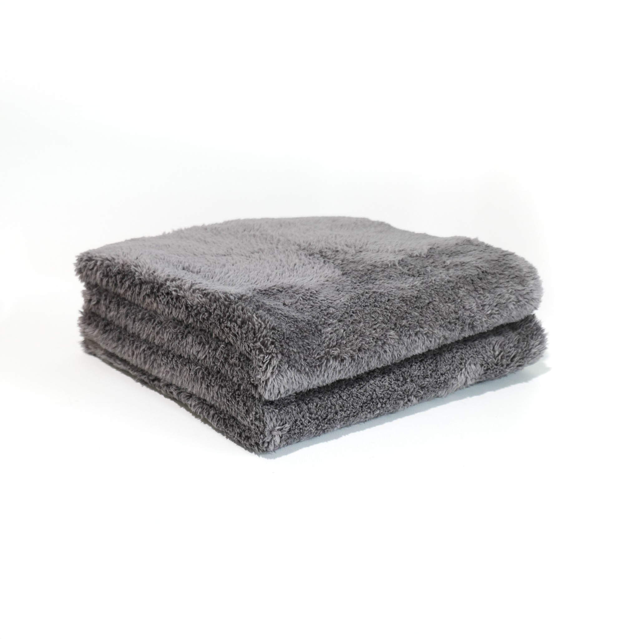 graues evorilo Brilliance Wipe Poliertuch 600 GSM für Autoaufbereitung und Reinigung flauschig gefaltet